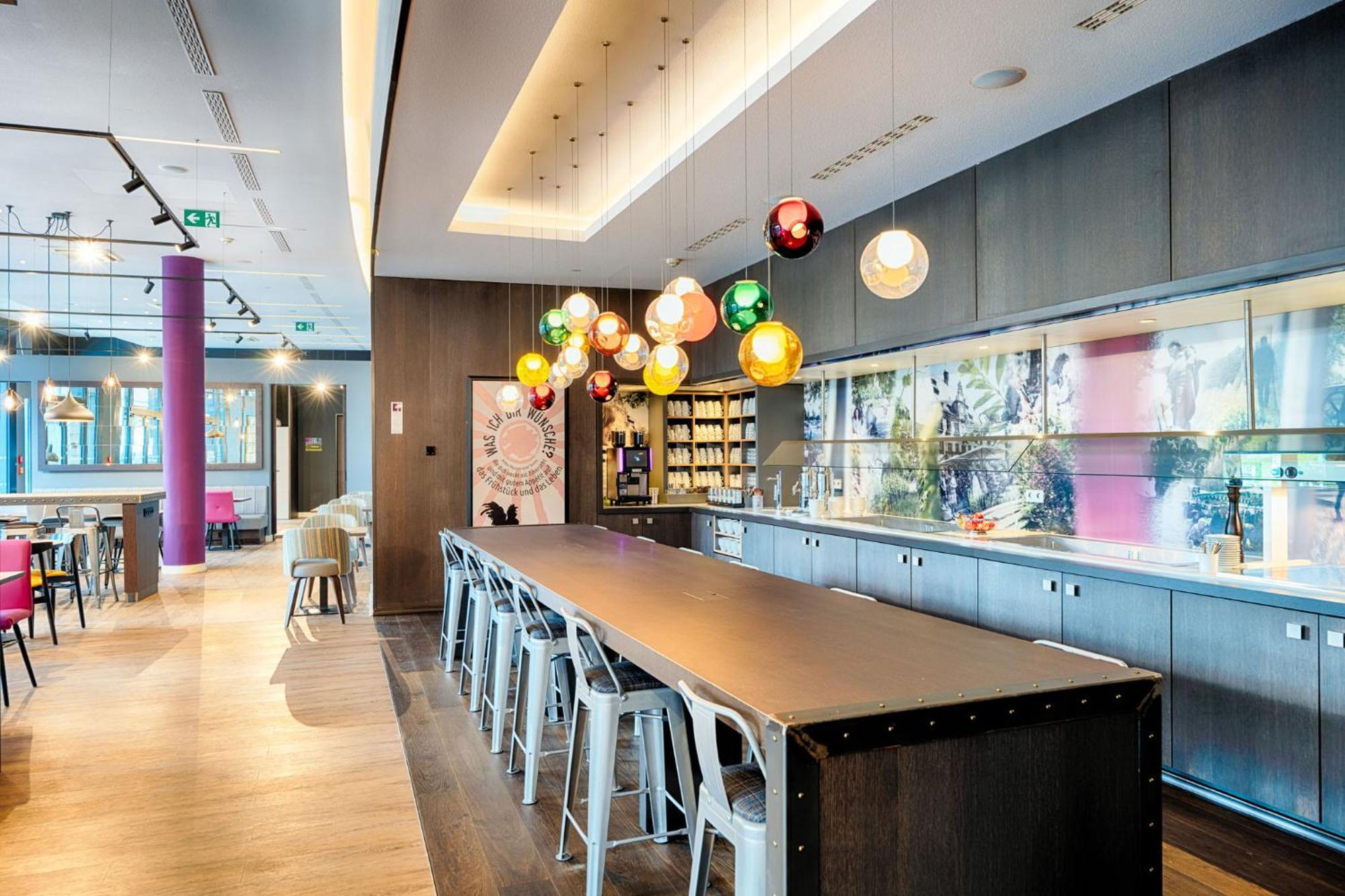 Premier Inn Heilbronn City Centre エクステリア 写真