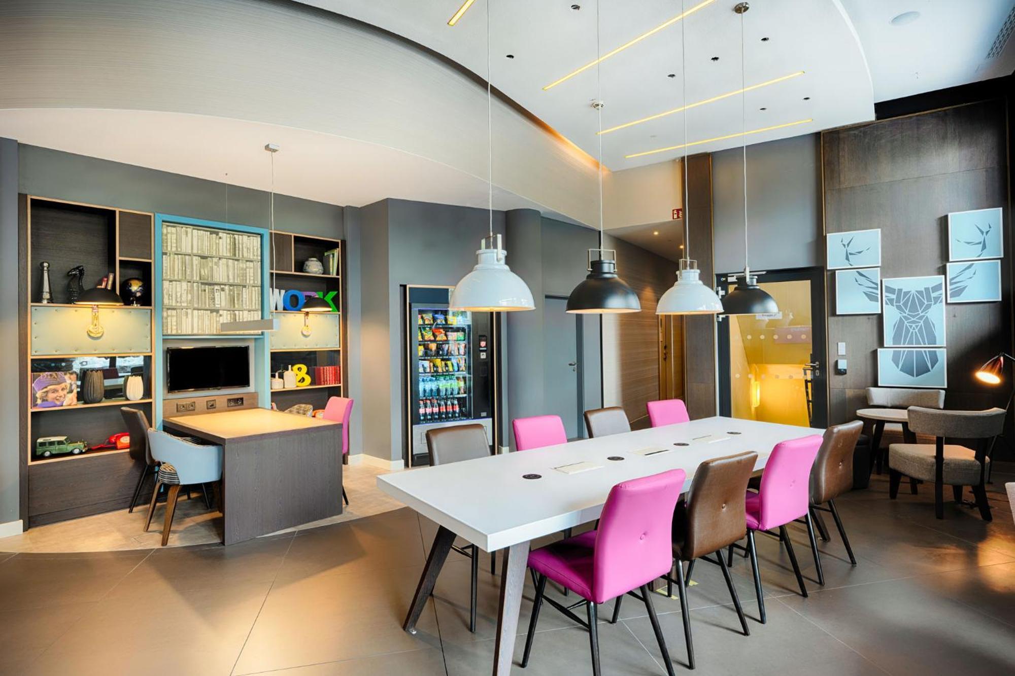 Premier Inn Heilbronn City Centre エクステリア 写真